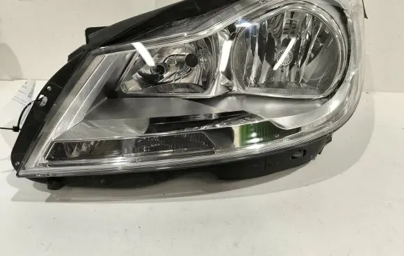 Mercedes-Benz C W205 Headlight/headlamp 08272210