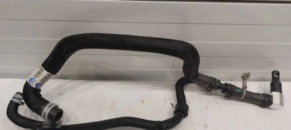 Jeep Wrangler Engine coolant pipe/hose 68335904AD