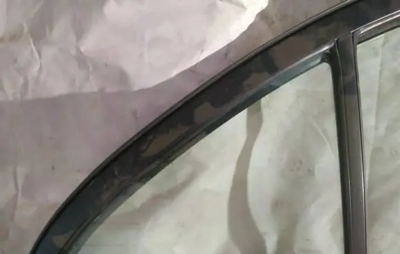 Rear vent window glass
