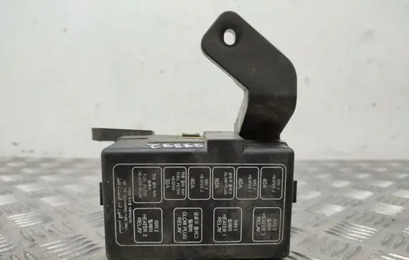 Hyundai Santa Fe Fuse module N914222B060