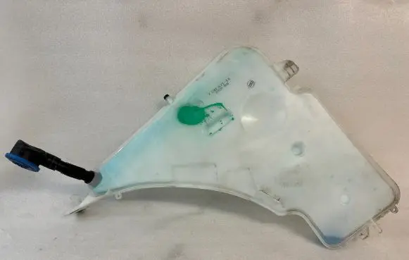 BMW 4 F36 Gran coupe Windshield washer fluid reservoir/tank 724167114