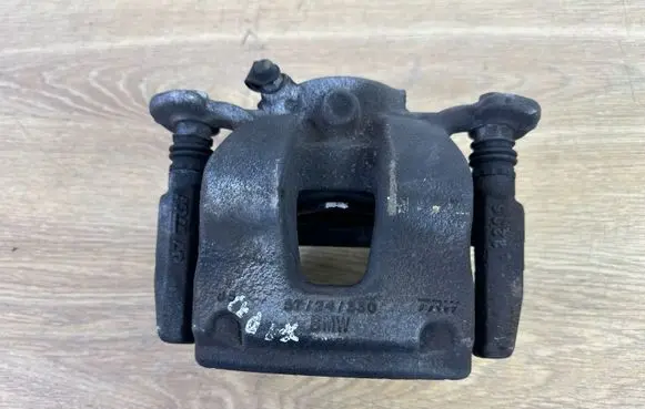 BMW X1 F48 F49 Front brake caliper 5724350