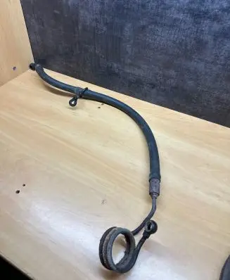 Volkswagen Golf IV Power steering hose/pipe/line