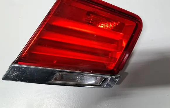 BMW 7 F01 F02 F03 F04 Tailgate rear/tail lights 7182206 KE0112