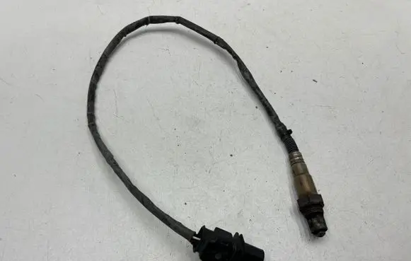 Volkswagen PASSAT B6 Lambda probe sensor 1928405252