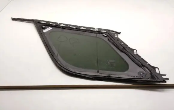 Land Rover Discovery Sport Rear side window FK7229600BH 28092018 28062018