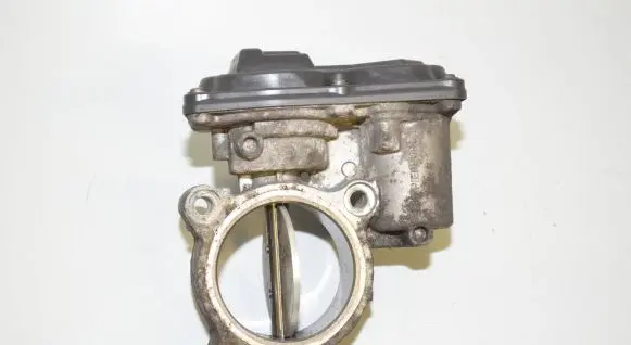 BMW 5 F10 F11 Throttle valve 7810752 13547810752