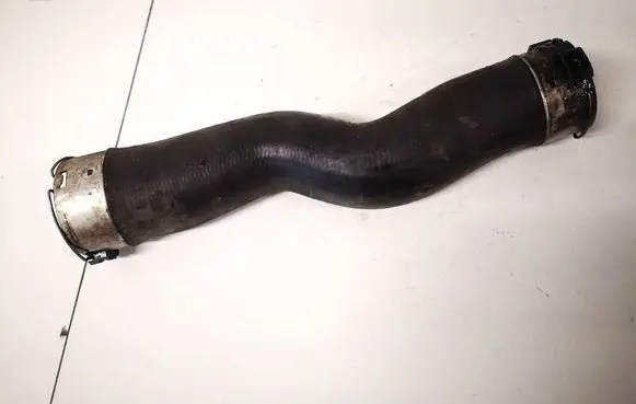 BMW 5 F10 F11 Intercooler hose/pipe