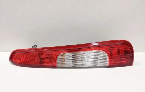 Ford Focus C-MAX Rear/tail lights 3M5113N411AA