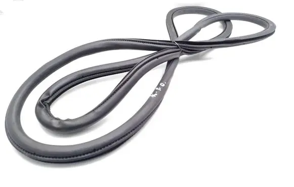 Rear door rubber seal (on body)