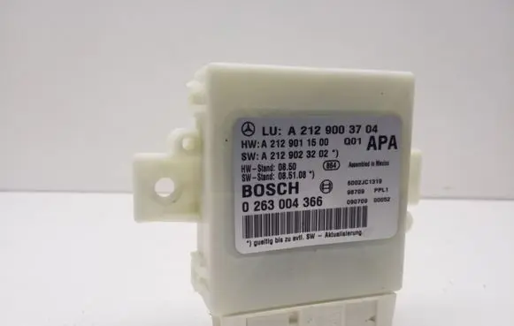 Mercedes-Benz E W212 Parking PDC control unit/module A2129003704