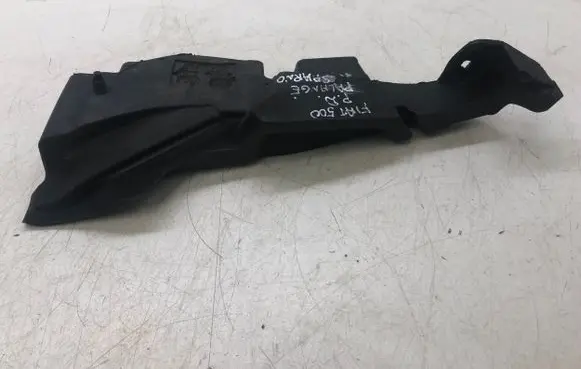Fiat 500L Fender foam support/seal 