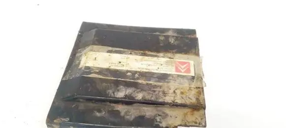 Battery box tray