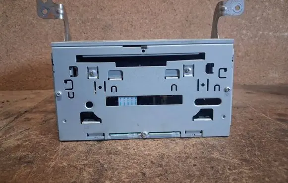 Peugeot 4007 Radio/CD/DVD/GPS head unit MN141319 34U157 DY3W69U