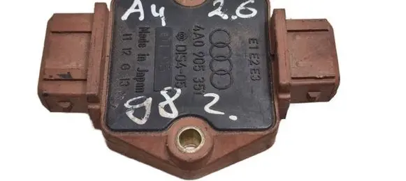 Audi A4 S4 B5 8D Ignition amplifier control unit 4A0905351 D1S405 0495