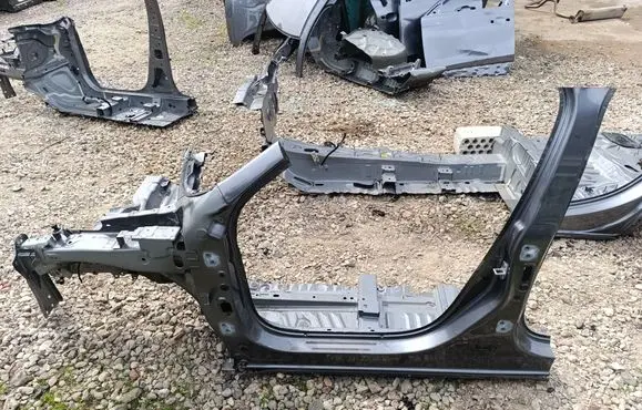 Renault Arkana Front quarter panel 