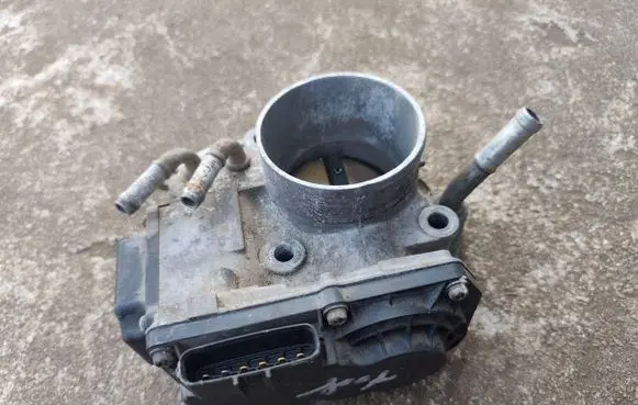 Honda Accord Throttle valve GMB1AJ10000049467