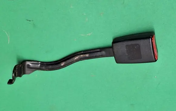 Volkswagen Golf V Front seatbelt buckle 1K4857755A 120120041