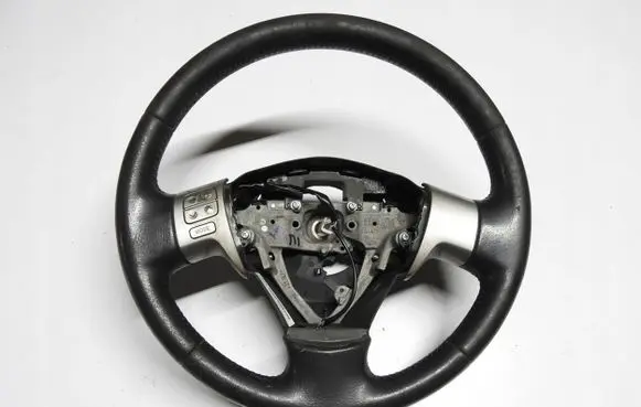Toyota Auris 150 Steering wheel 57B0