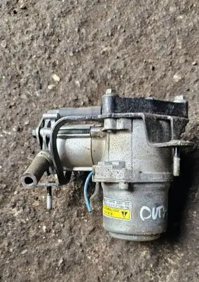 Mitsubishi Outlander Water pump brak