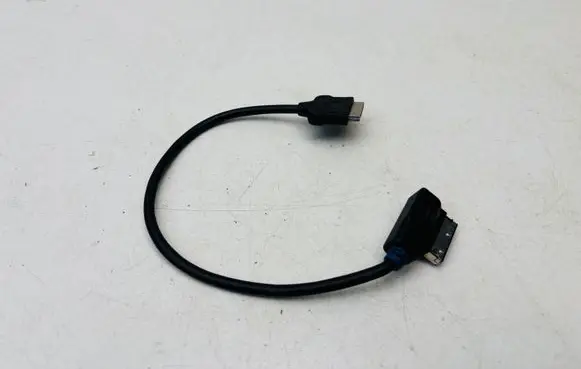 Volkswagen Golf VII iPod connector socket 5N0035554B