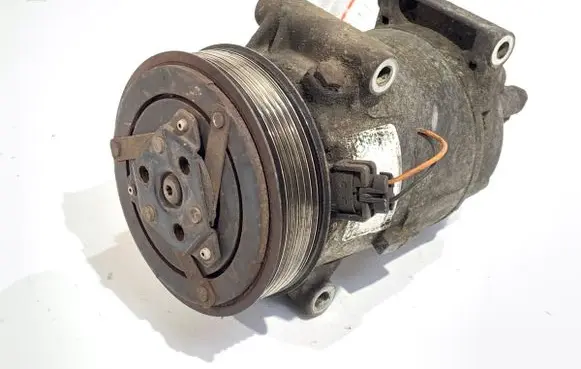 Renault Scenic II - Grand scenic II Air conditioning (A/C) compressor (pump) 