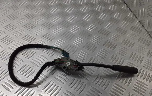 Mercedes-Benz E W210 Cruise control switch A2035450324