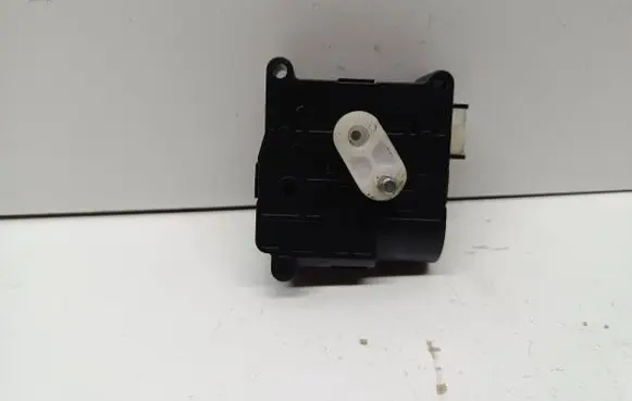Toyota Corolla Verso AR10 Air flap motor/actuator 1138002051