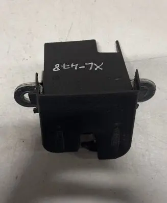 Volkswagen Tiguan Tailgate/trunk/boot lock/catch/latch 5M0827505E