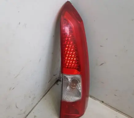 Volvo V70 Rear/tail lights