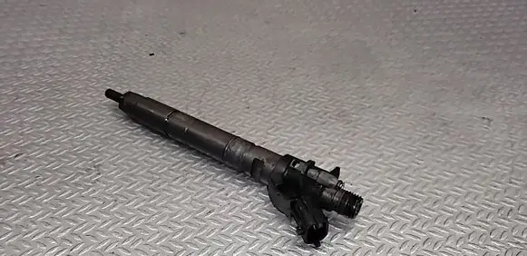 Volvo V60 Fuel injector 31303238 0445116046