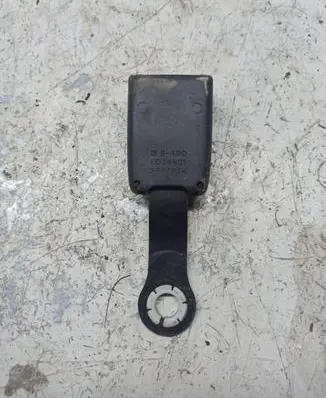 Toyota Corolla Verso AR10 Rear seatbelt buckle