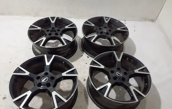 Nissan X-Trail T33 R19 alloy rim 