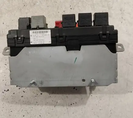 Mercedes-Benz S W221 Fuse module A2215403550 A2215450801