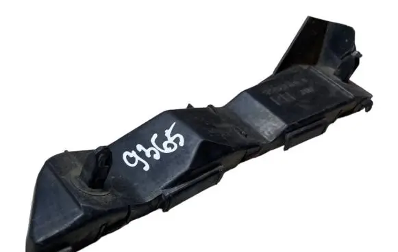 Toyota Avensis T250 Front bumper mounting bracket 5253505020