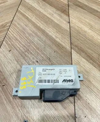 Mercedes-Benz E W211 Other control units/modules A2118205026 040703035489