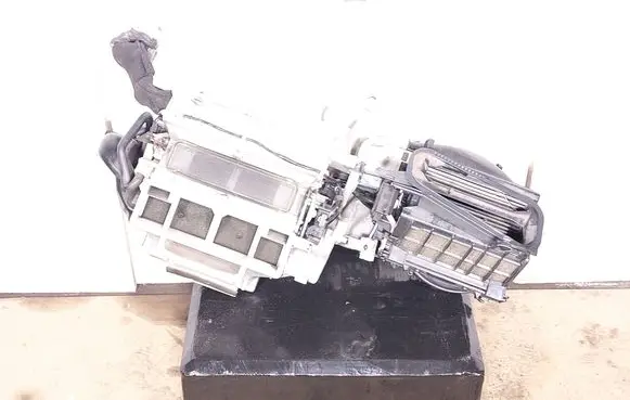 Interior heater climate box assembly