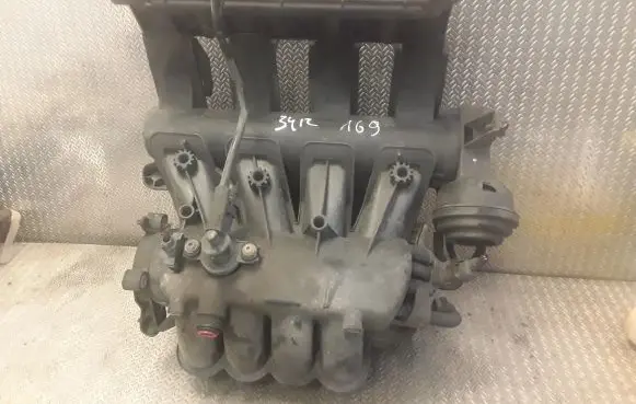 Mercedes-Benz A W169 Intake manifold 2661410201 A2661410201