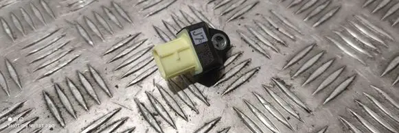 Dodge Challenger Camshaft speed sensor 89831