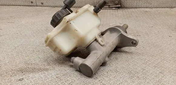 Volkswagen Jetta V Master brake cylinder 1K1611301C