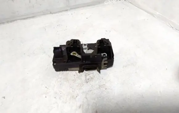 Opel Vivaro Sliding door lock 91166226 8200008465
