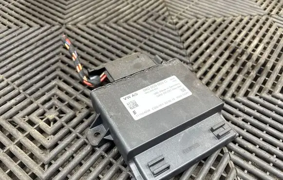 Audi A8 S8 D4 4H Other control units/modules 8K0959663 8K0959663C 111004208