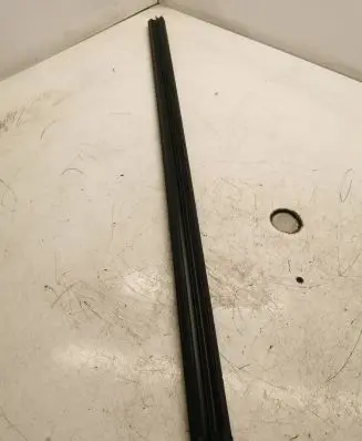 Peugeot 308 Front door glass trim molding 9830822380