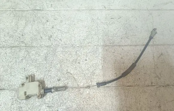 Volkswagen PASSAT B5.5 Central locking motor 