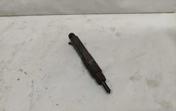 Audi A4 S4 B5 8D Fuel injector 028130201T
