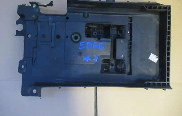 Ford Edge II Battery tray 