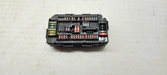 BMW 1 F20 F21 Fuse module 9224879 19098000001 03072013