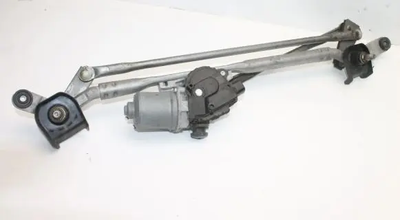 Subaru BRZ Front wiper linkage and motor 86511CA020