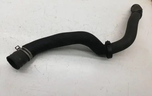 Renault Megane III Engine coolant pipe/hose