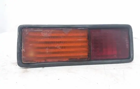 Land Rover Discovery Rear bumper light 0163271
